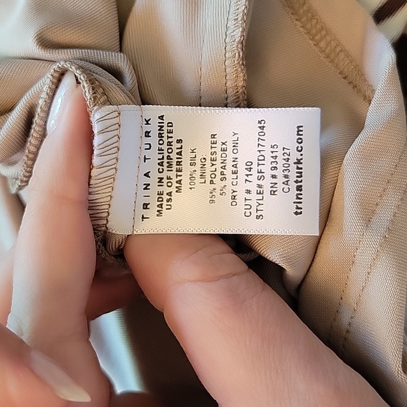 NWOT Trina Turk silk wrap dress small - Picture 6 of 6